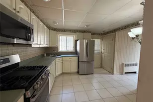 1799 Stone Ave, East Meadow, NY 11554 - Photo 5