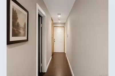 6408 Metropolitan Avenue, Flushing, NY 11379 - Photo 7
