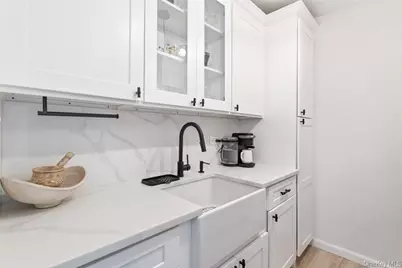 102-30 66 Road #25E, Forest Hills, NY 11375 - Photo 5
