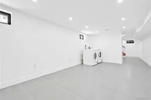 1050 E 31st St, Brooklyn, NY 11210 - Photo 27