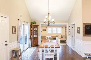 15 Crane Neck Dr, Sound Beach, NY 11789 - Photo 7