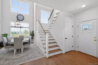 104 Ari Lane, Center Moriches, NY 11934 - Photo 5