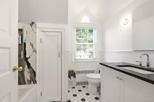 2 St Marks Pl, Cold Spring Harbor, NY 11724 - Photo 21