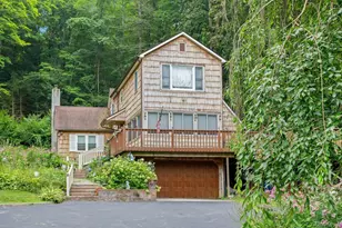 934 Peekskill Hollow Rd, Carmel, NY 10579 - Photo 1