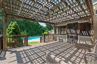 16 Brook Lane, Smithtown, NY 11787 - Photo 31