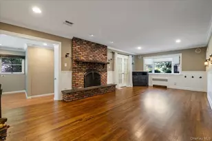 16 Brook Ln, Smithtown, NY 11787 - Photo 5