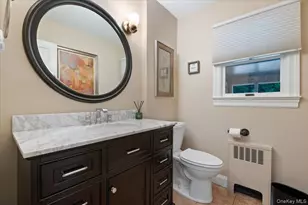 16 Brook Ln, Smithtown, NY 11787 - Photo 7
