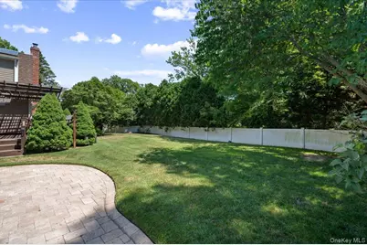 16 Brook Lane, Smithtown, NY 11787 - Photo 37