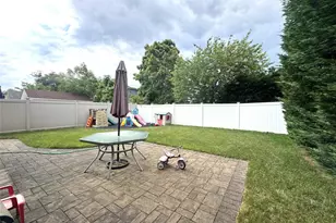 981 McKinley St, Baldwin, NY 11510 - Photo 17