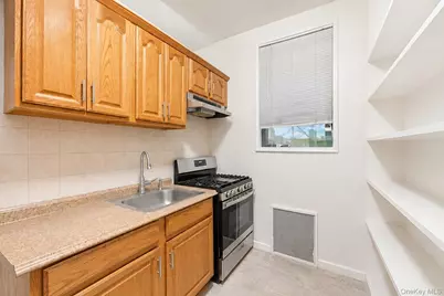 83-40 Austin Street #1S, Kew Gardens, NY 11415 - Photo 9