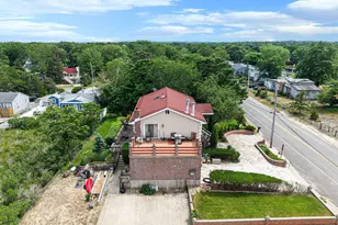 296 Longneck Blvd, Flanders, NY 11901 - Photo 25