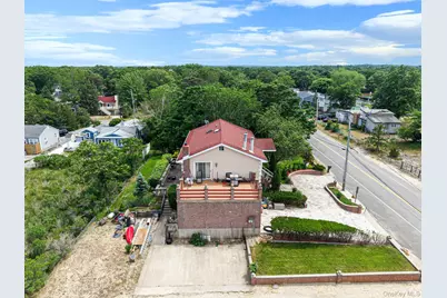 296 Longneck Boulevard, Flanders, NY 11901 - Photo 15