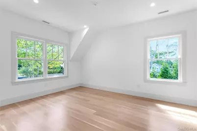 152 South Road, Westhampton, NY 11977 - Photo 23