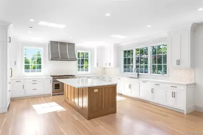 152 South Road, Westhampton, NY 11977 - Photo 11