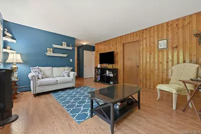 40 Bayview Avenue, Amityville, NY 11701 - Photo 15