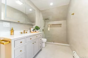 41 S Oregon Rd, West Babylon, NY 11704 - Photo 17