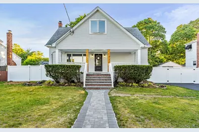 41 S Oregon Road, West Babylon, NY 11704 - Photo 31