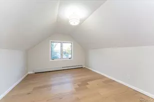 41 S Oregon Rd, West Babylon, NY 11704 - Photo 15