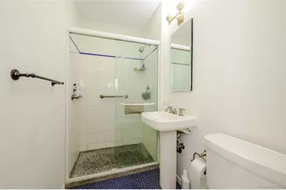 352 Central Avenue #10D, Scarsdale, NY 10583 - Photo 9