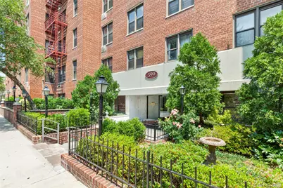 599 E 7th Street #5R, Brooklyn, NY 11218 - Photo 19
