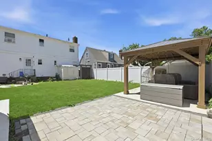 105 N Montague St, Valley Stream, NY 11580 - Photo 19