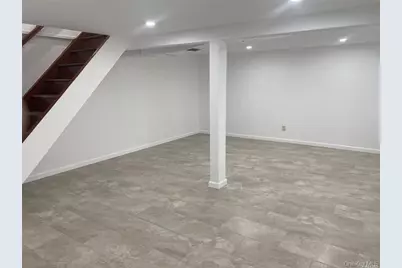 105 N Montague Street, Valley Stream, NY 11580 - Photo 21