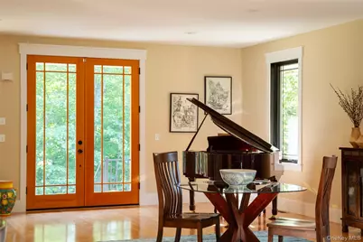 45 Cliffdale Court, Poughkeepsie, NY 12603 - Photo 5