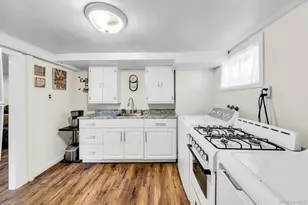 20 Law St, Valley Stream, NY 11580 - Photo 25