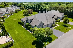 174 Adele Ct, Riverhead, NY 11901 - Photo 5