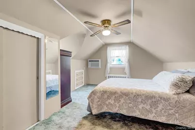 955 Cedar Court, Franklin Square, NY 11010 - Photo 17