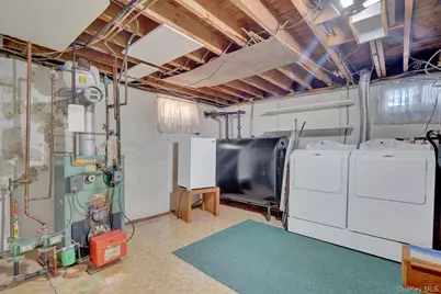 955 Cedar Court, Franklin Square, NY 11010 - Photo 21