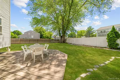 26 Bellwood Avenue, South Setauket, NY 11720 - Photo 31