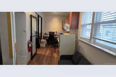 161-12 Sanford Avenue #1st Floor, Flushing, NY 11358 - Photo 5
