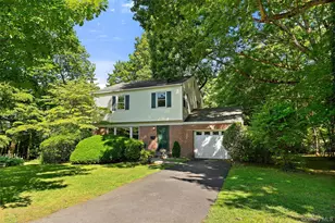 4 Pin Oak Ln, White Plains, NY 10606 - Photo 25