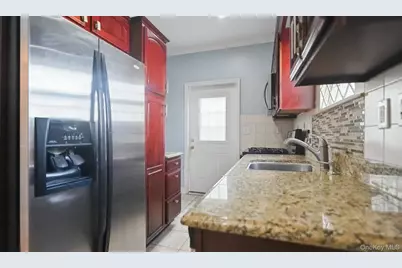 514 East 53rd, Brooklyn, NY 11203 - Photo 5