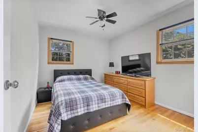 17 Broadview Avenue, Kings Park, NY 11754 - Photo 15