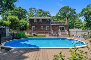 17 Broadview Ave, Kings Park, NY 11754 - Photo 23