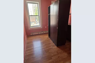 4014 Greenpoint Avenue, Sunnyside, NY 11104 - Photo 3
