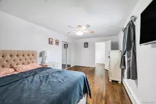 32 Beverly St, Islip, NY 11751 - Photo 11