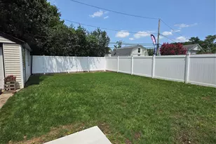 23 Harriman Ave, Hempstead, NY 11550 - Photo 3