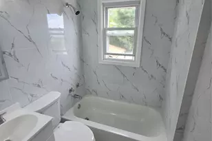 23 Harriman Ave, Hempstead, NY 11550 - Photo 15