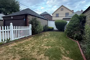 631-27 Fitchett St, Rego Park, NY 11374 - Photo 3