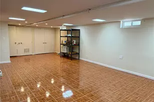 193-23 Station Rd, Flushing, NY 11358 - Photo 19