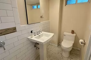 193-23 Station Rd, Flushing, NY 11358 - Photo 17