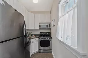 42 Blueberry Common, Riverhead, NY 11901 - Photo 29