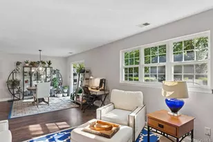 42 Blueberry Common, Riverhead, NY 11901 - Photo 11