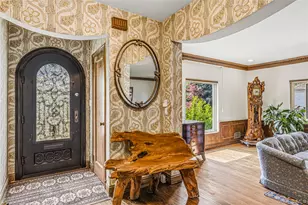 36 Strathmore Rd, Great Neck, NY 11023 - Photo 3