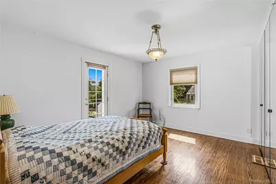 36 Strathmore Road, Great Neck, NY 11023 - Photo 21