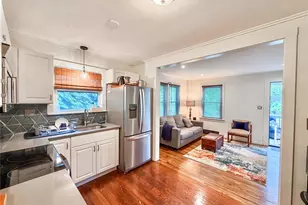 6 Henry St, Poughkeepsie, NY 12601 - Photo 3