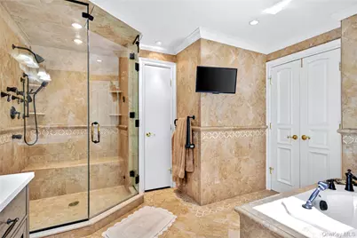 20 Fox Ridge #333, Roslyn, NY 11576 - Photo 15